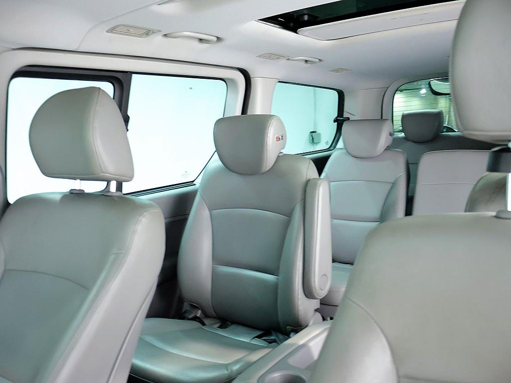 HYUNDAI Starex 2017 Blanco - Importación desde Corea - HF Imports Iquique - Foto 11