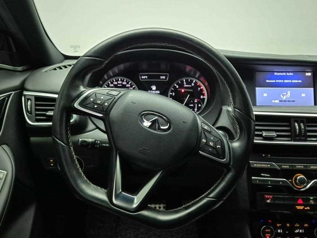 Infiniti Q - Vista 9