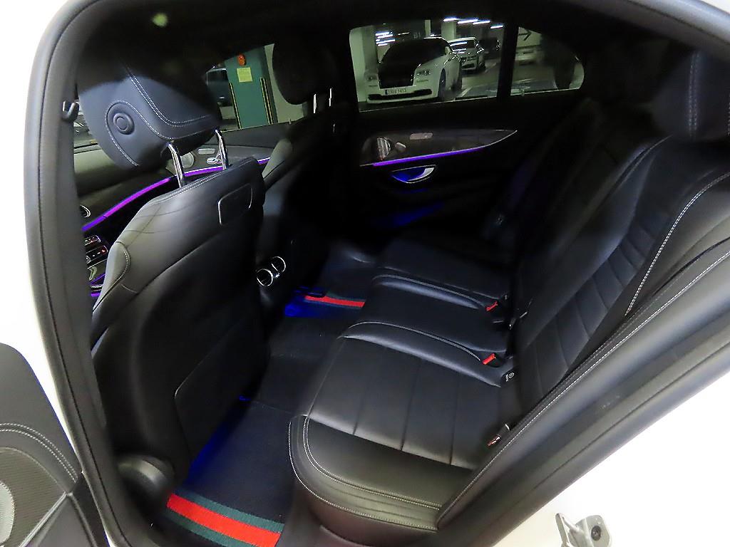 Mercedes Benz E class - Vista 7