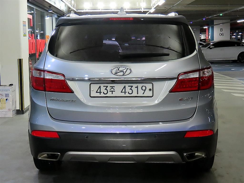 HYUNDAI Maxcruz - Vista 5