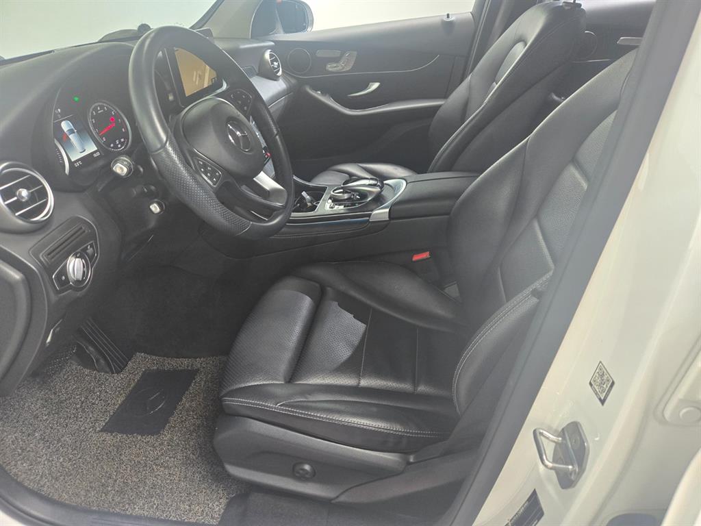 Mercedes Benz GLC Class 2019 Blanco - Importación desde Corea - HF Imports Iquique - Foto 13