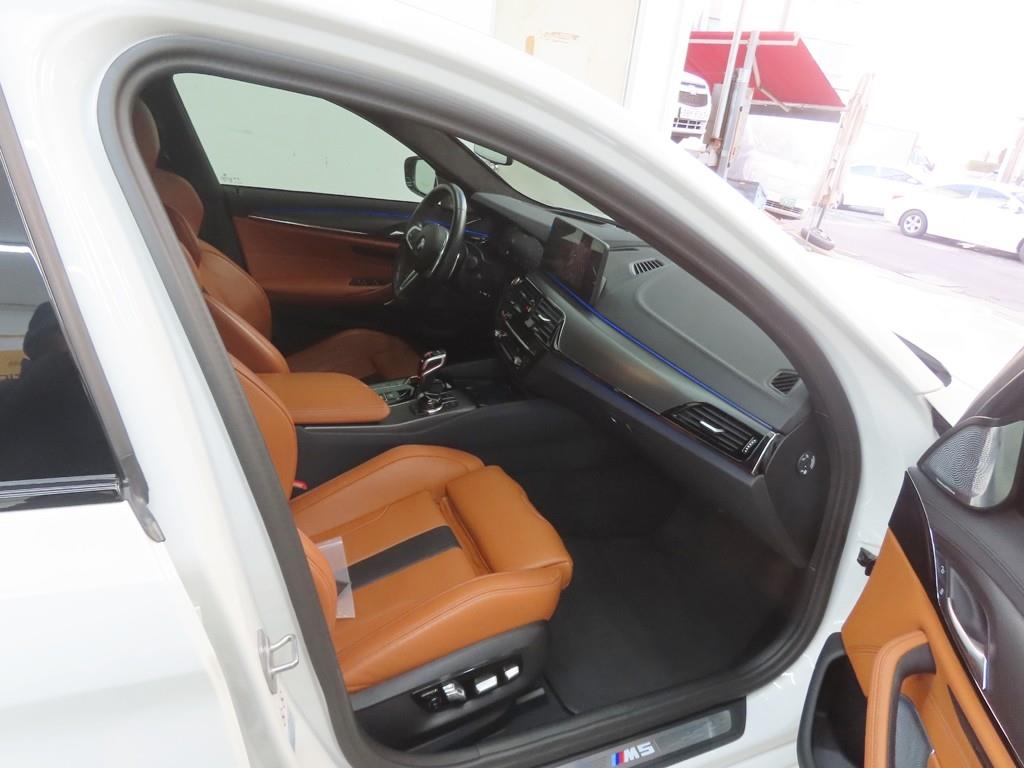 BMW 5 Series - Vista 8