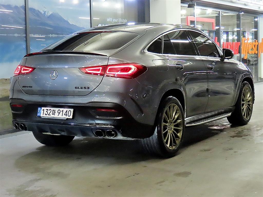 Mercedes Benz GLE Class - Vista 4
