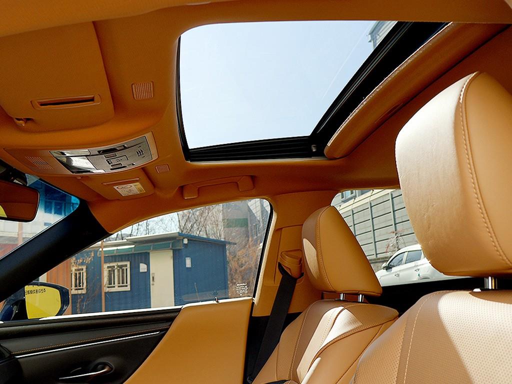 Lexus ES 2025 Gris - Importación desde Corea - HF Imports Iquique - Foto 13