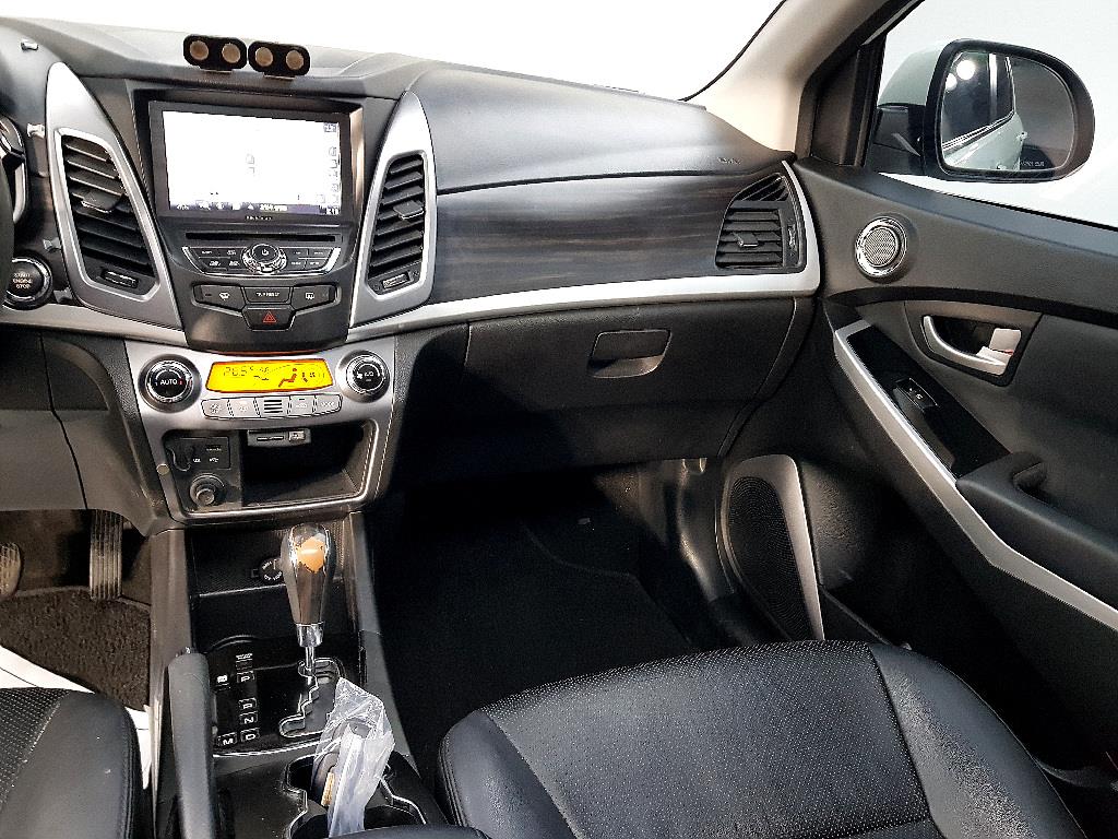 Ssangyong Korando - Vista 10