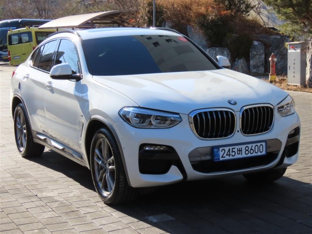 BMW X4 - Vista 3