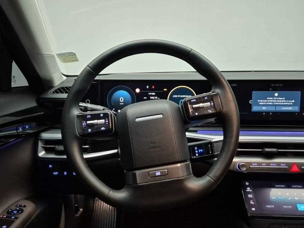 HYUNDAI Grandeur - Vista 9