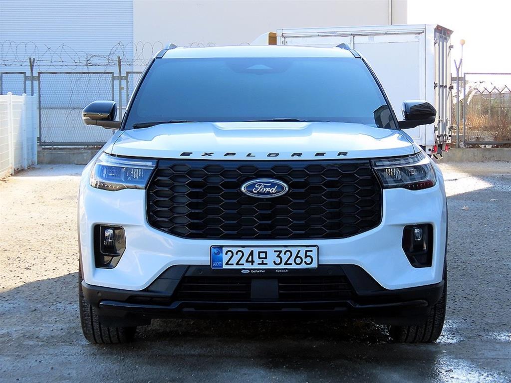 Ford Explorer 2025 - Importación desde Corea - HF Imports Iquique - Foto 1