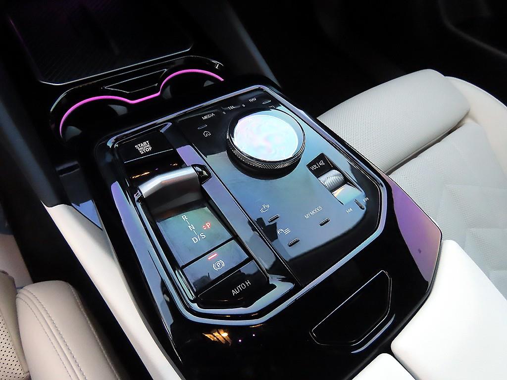 BMW 5 Series - Vista 11