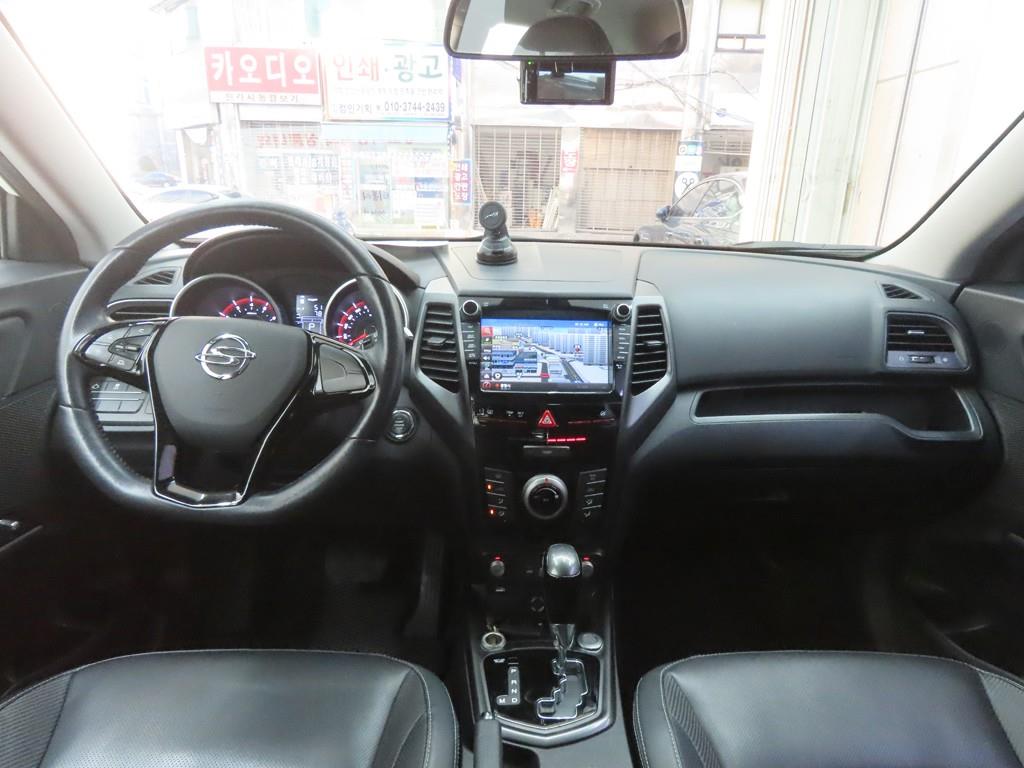 Ssangyong Tivoli - Vista 7