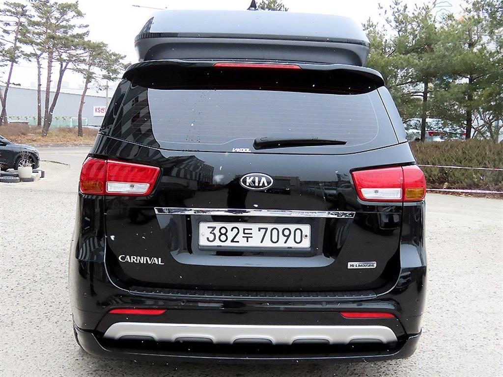 KIA Carnival - Vista 4
