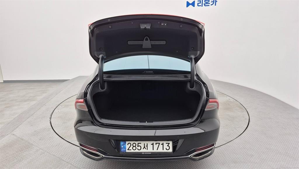 HYUNDAI Grandeur 2022 Negro - Importación desde Corea - HF Imports Iquique - Foto 18