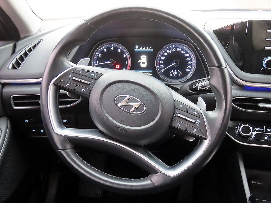 HYUNDAI Sonata - Vista 7