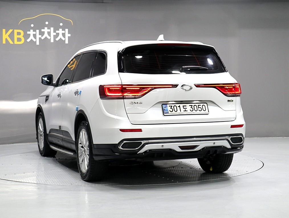 SAMSUNG QM6 - Vista 4