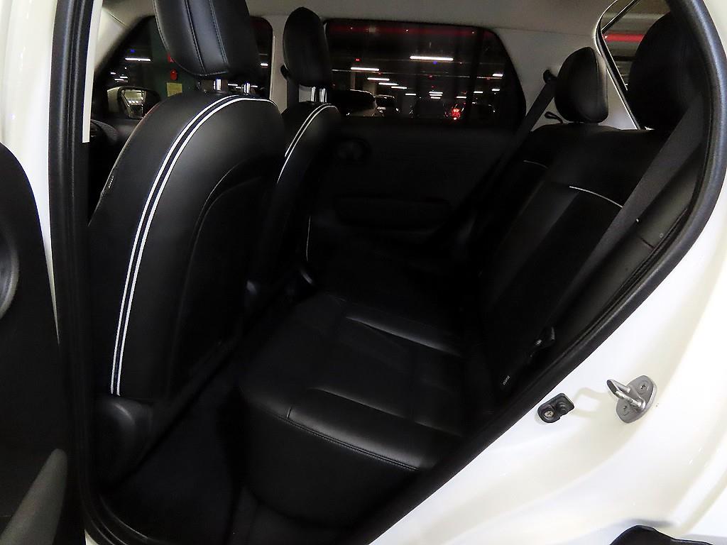 HYUNDAI Casper - Vista 7