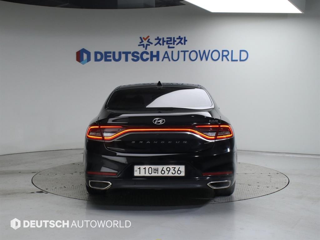 HYUNDAI Grandeur - Vista 4