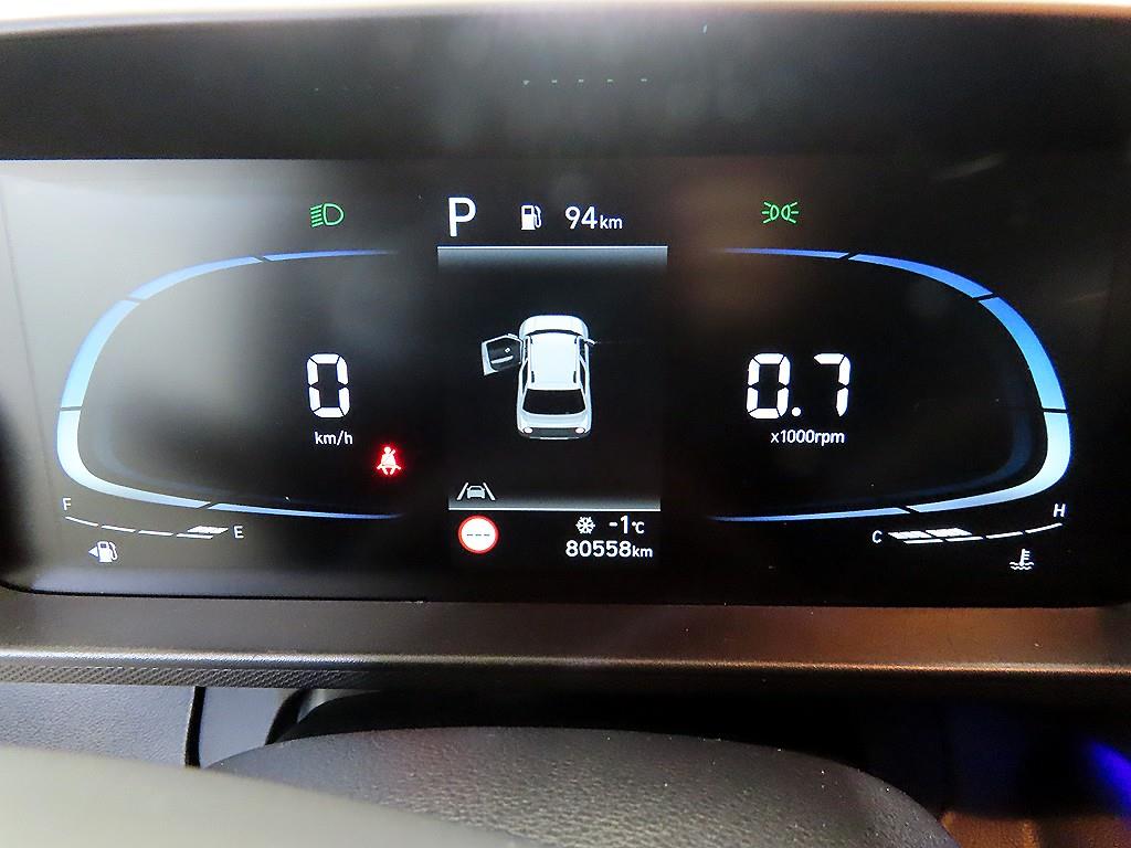 HYUNDAI Casper - Vista 9