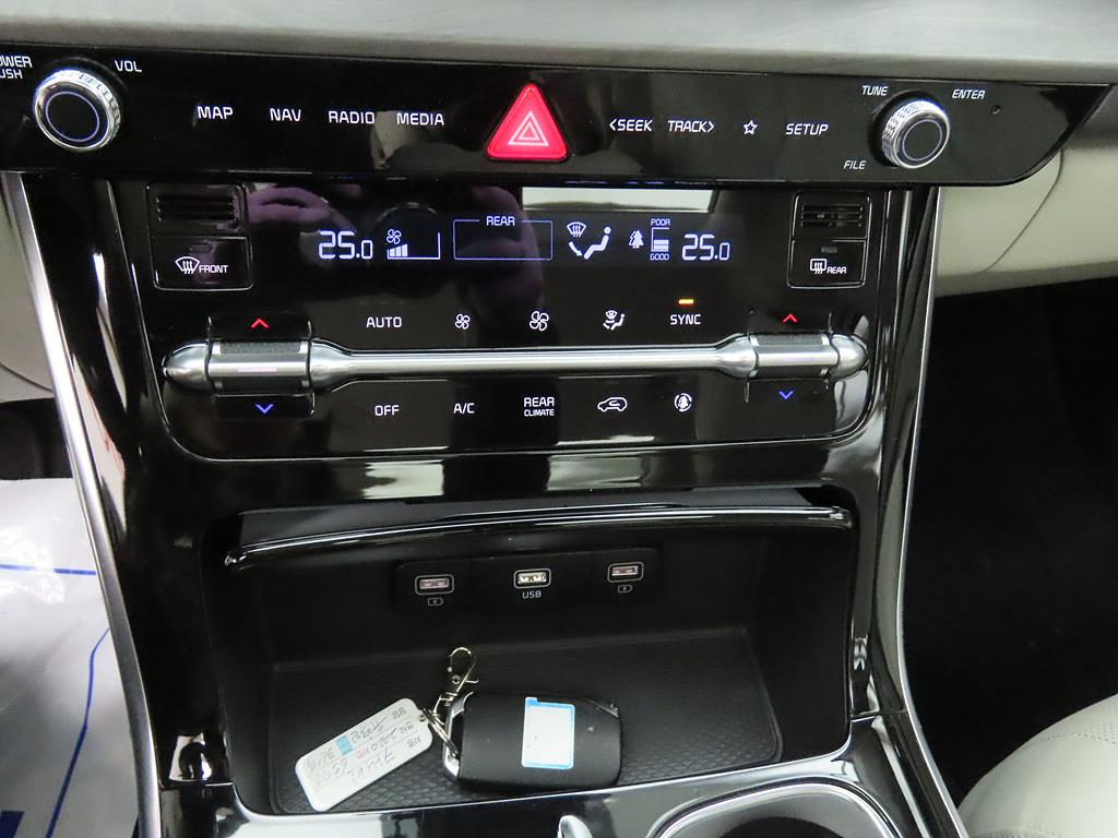 KIA Carnival 2021 the color of pearl - Importación desde Corea - HF Imports Iquique - Foto 14