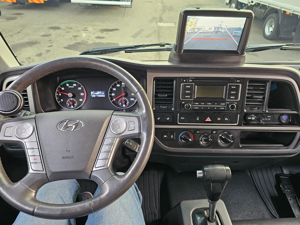 medium and large cargo truck 2021 Blanco - Importación desde Corea - HF Imports Iquique - Foto 14