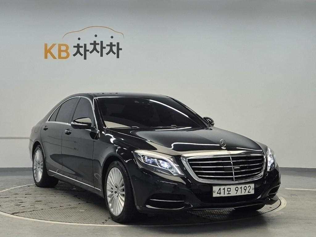 Mercedes Benz S Class - Vista 4