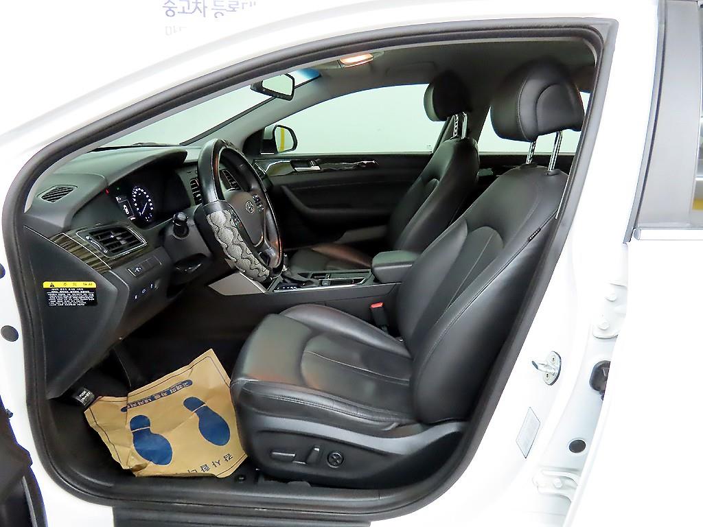 HYUNDAI Sonata - Vista 5