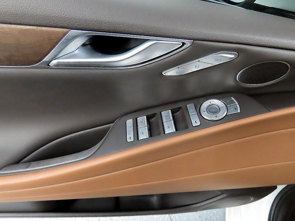 Genesis G80 - Vista 11