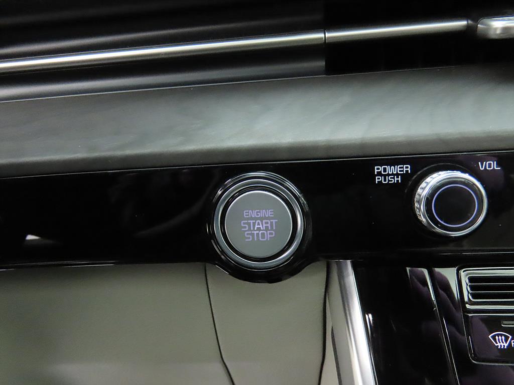 KIA Carnival 2021 the color of pearl - Importación desde Corea - HF Imports Iquique - Foto 13