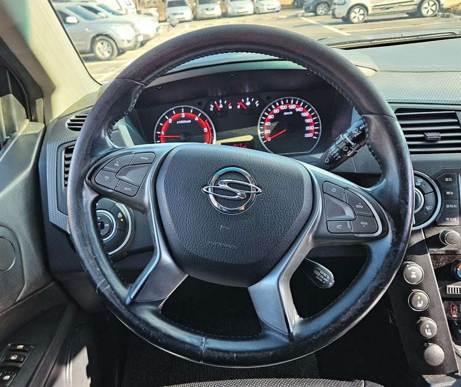 Ssangyong Korando - Vista 10