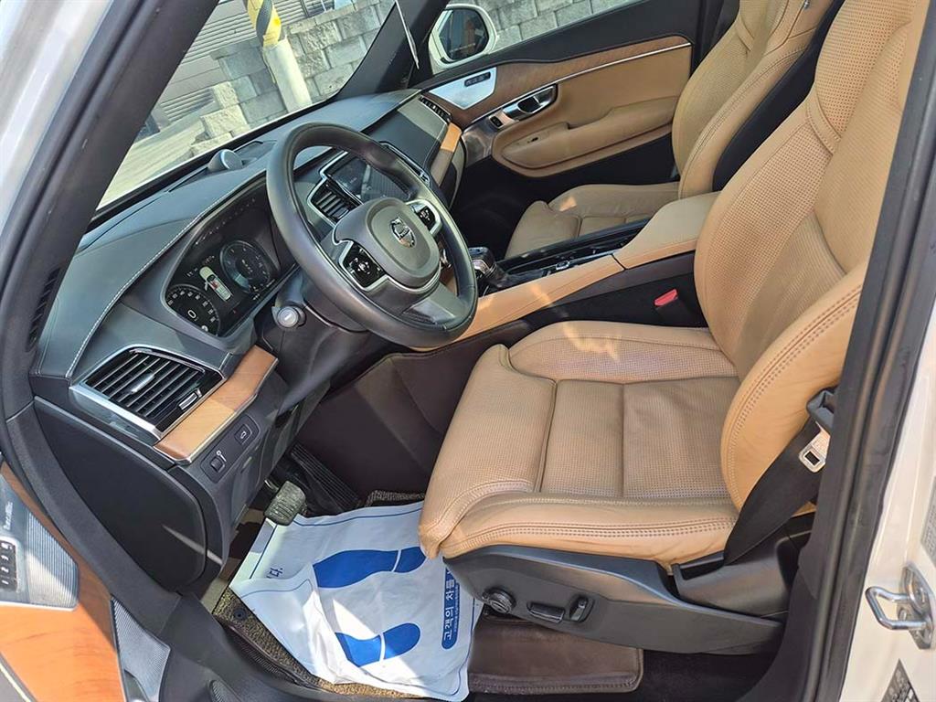 Volvo XC90 - Vista 6