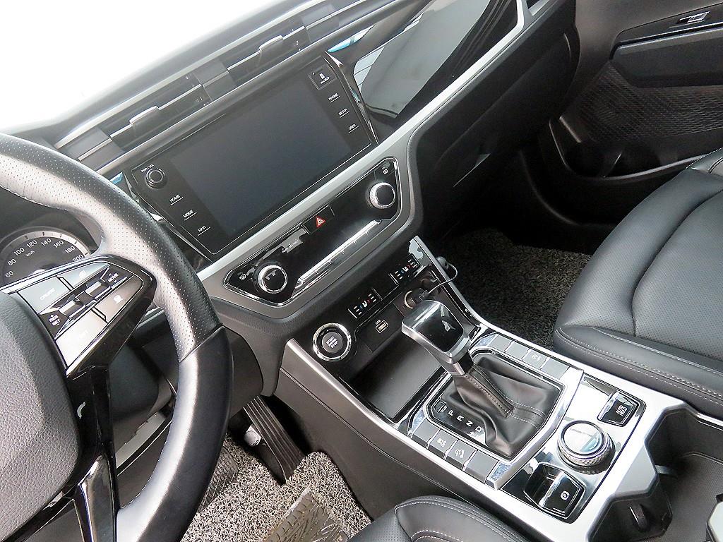 Ssangyong Korando - Vista 12