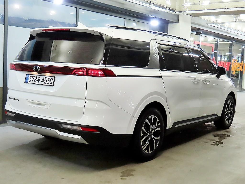 KIA Carnival - Vista 4