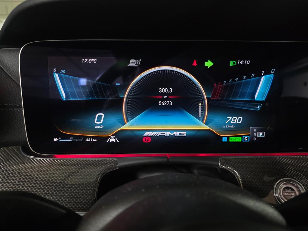 Mercedes Benz E class - Vista 10