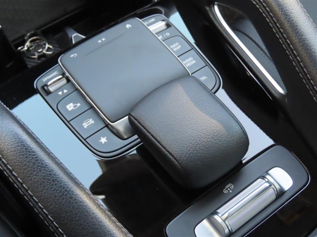 Mercedes Benz GLE Class - Vista 11