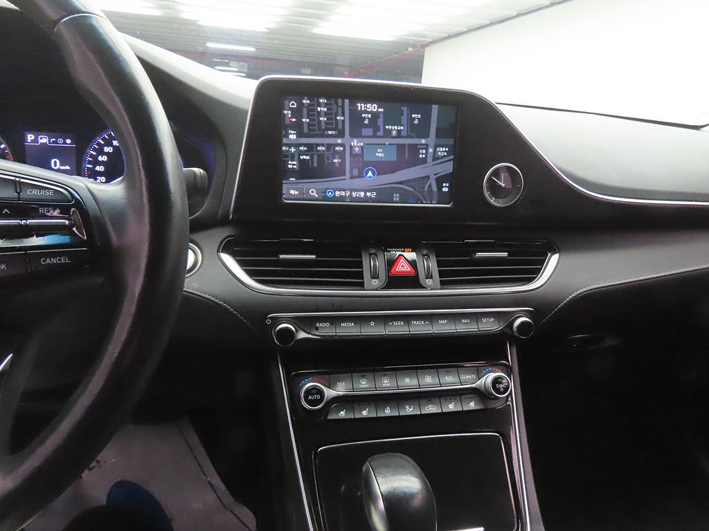 HYUNDAI Grandeur - Vista 10