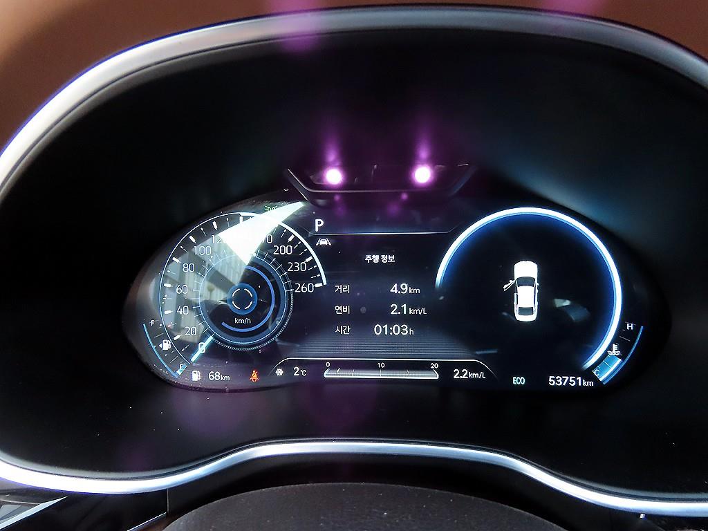 Genesis G80 - Vista 9