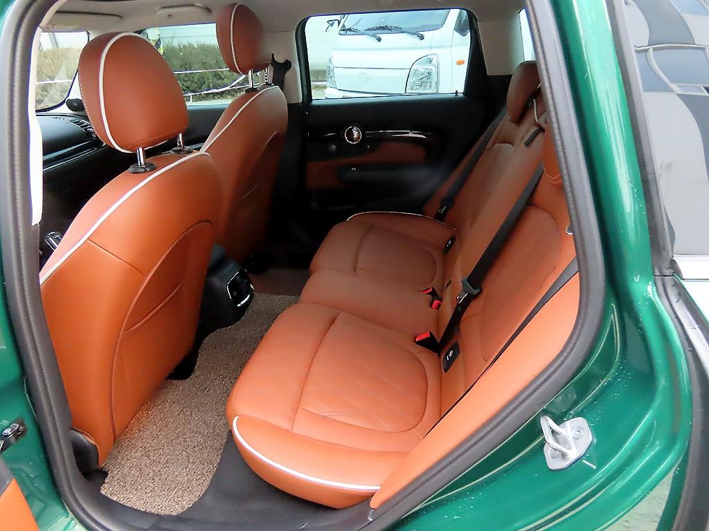 Mini Clubman - Vista 6