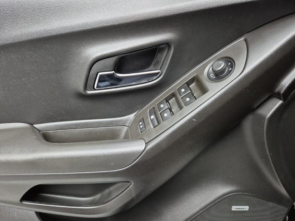 Chevrolet Trax 2015 Negro - Importación desde Corea - HF Imports Iquique - Foto 17