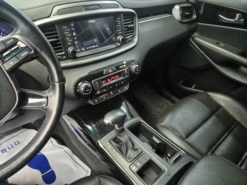 KIA Sorento - Vista 10