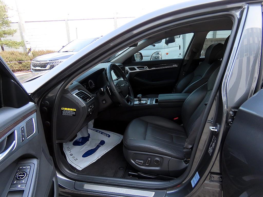 Genesis G80 - Vista 5