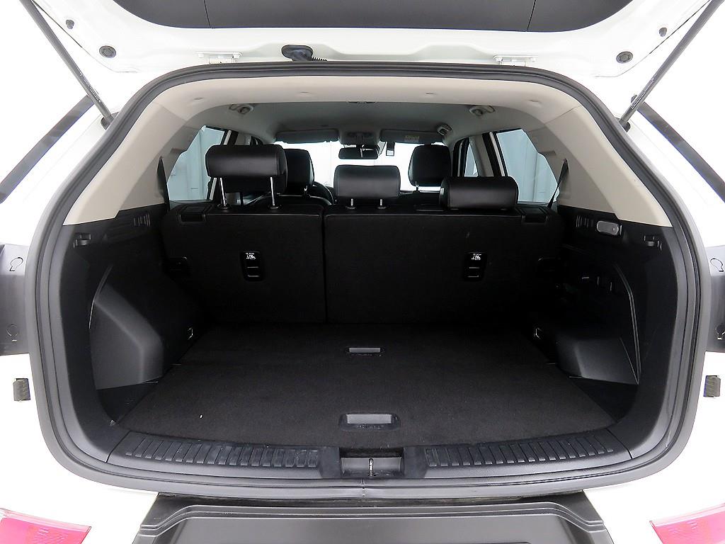 Ssangyong Korando - Vista 5