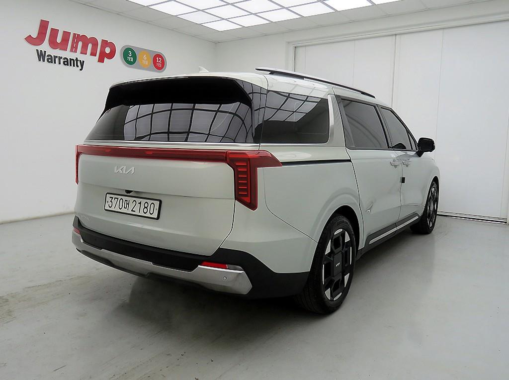 KIA Carnival - Vista 4