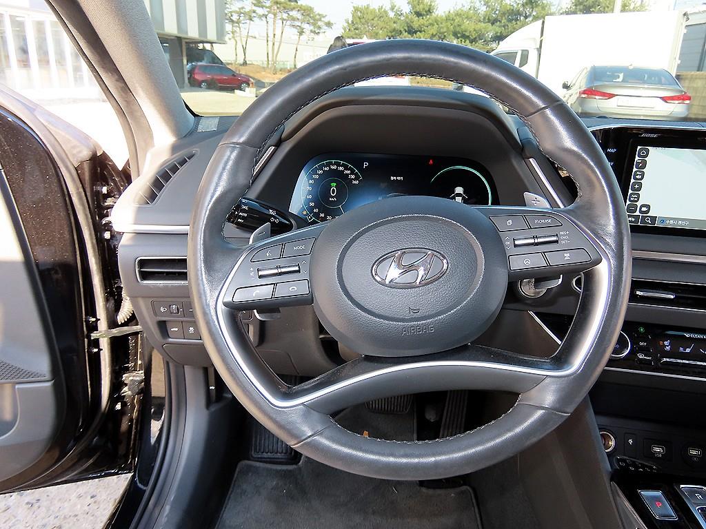 HYUNDAI Sonata - Vista 7