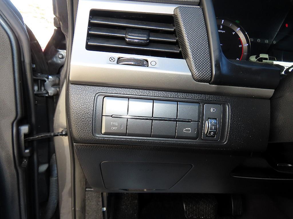 Ssangyong Rexton - Vista 7