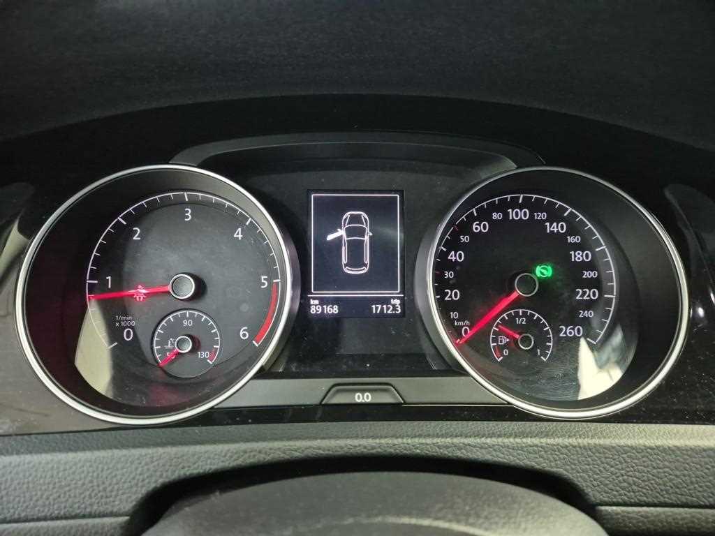 Volkswagen Golf - Vista 6