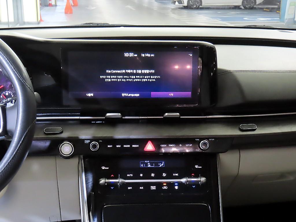 KIA Carnival - Vista 11