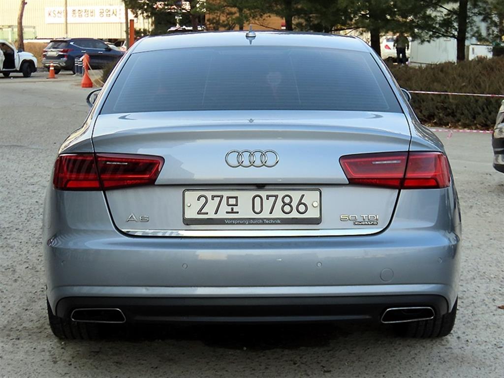 Audi A6 - Vista 4