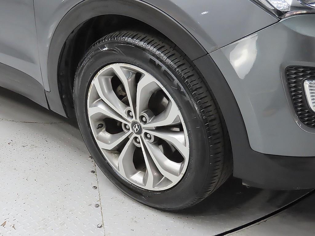 HYUNDAI Santa Fe - Vista 9