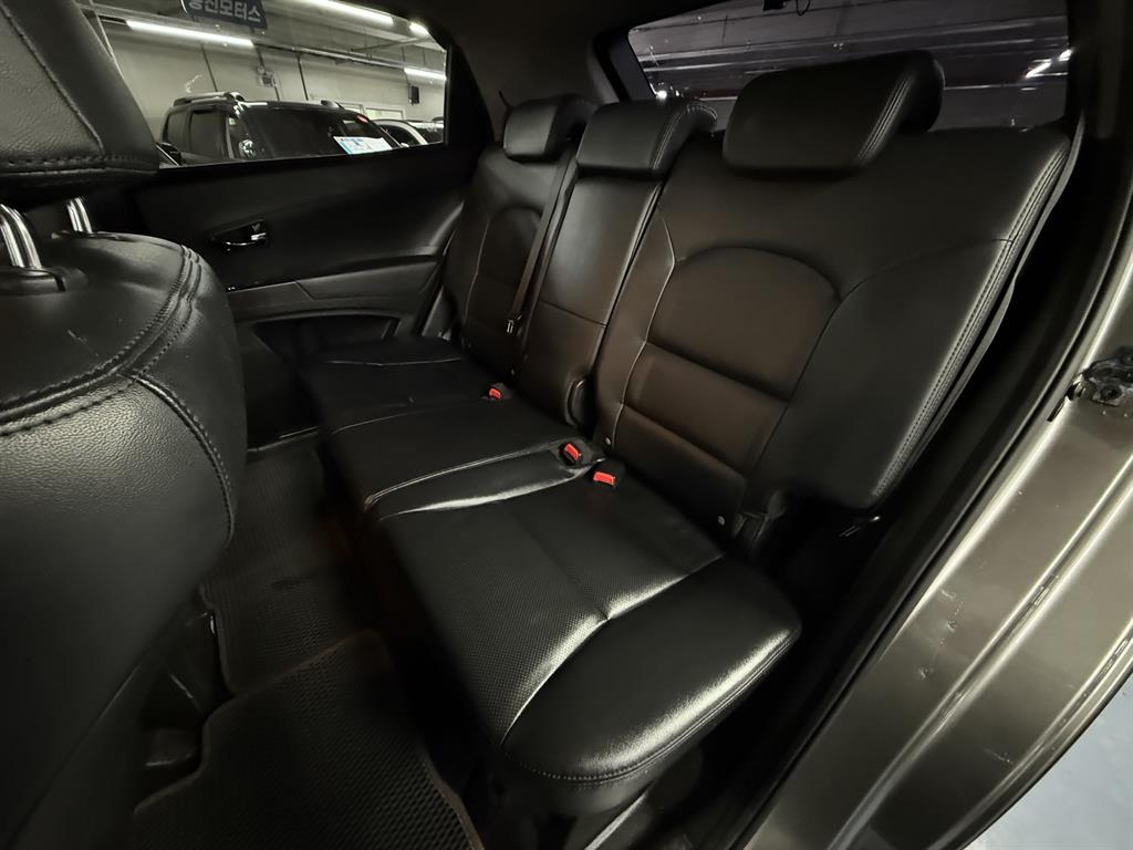 Ssangyong Korando - Vista 7