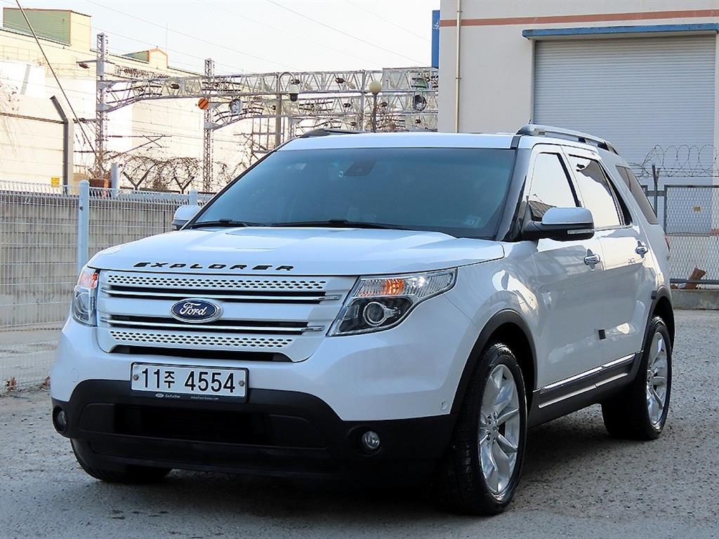 Ford Explorer - Vista 2