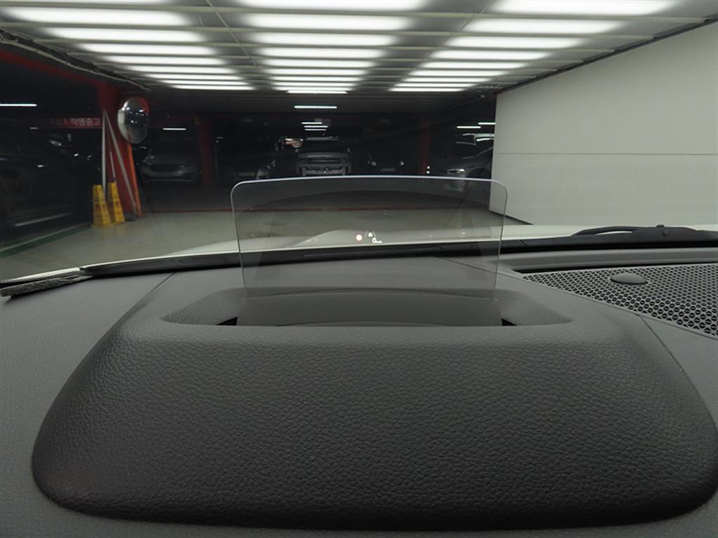 KIA Seltos - Vista 10